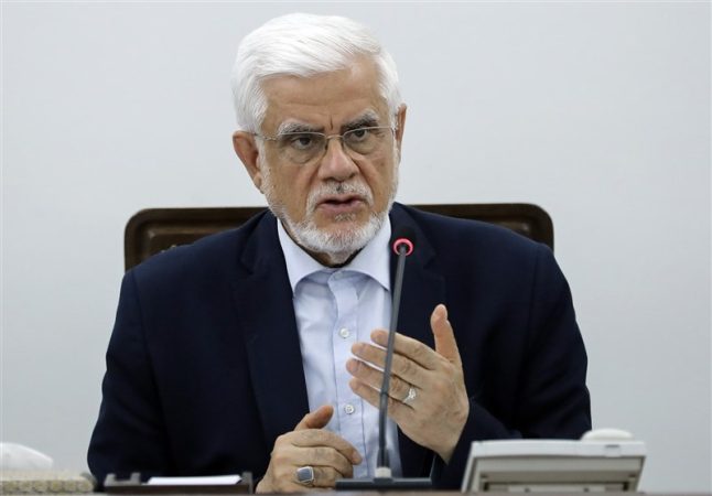 عارف: رشد 8 درصدی نیاز به ۲۰۰ میلیارد دلار سرمایهگذاری دارد عارف: رشد ۸ درصدی نیاز به ۲۰۰ میلیارد دلار سرمایهگذاری دارد