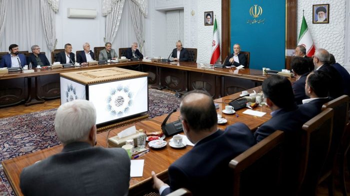 پزشکیان:شهرداریها برای ارتقای خدمات خود برنامه تهیه کنند/ بدمصرف ها باید جریمه شوند پزشکیان:شهرداریها برای ارتقای خدمات خود برنامه تهیه کنند/ بدمصرف ها باید جریمه شوند