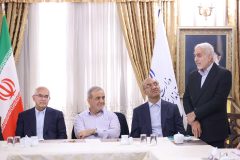 کرمانشاه؛ دستور پزشکیان برای تسریع در روند رفع موانع تولید و حمایت از کارآفرینان کرمانشاه