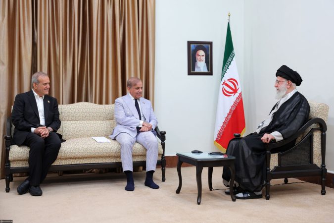 دیدار شهباز شریف با رهبر انقلاب دیدار شهباز شریف با رهبر انقلاب