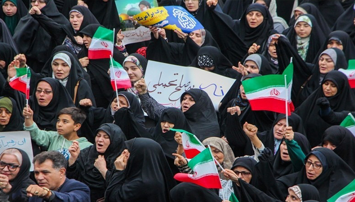 ساعت 18؛ تجمع سراسری «حمایت از نیروهای مسلح » در کشور و میدان انقلاب ساعت ۱۸؛ تجمع سراسری «حمایت از نیروهای مسلح » در کشور و میدان انقلاب
