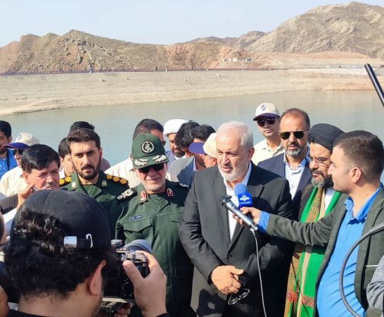 وزیر نیرو: 3200 مگاوات به ظرفیت تولید برق کشور افزوده میشود وزیر نیرو: ۳۲۰۰ مگاوات به ظرفیت تولید برق کشور افزوده میشود