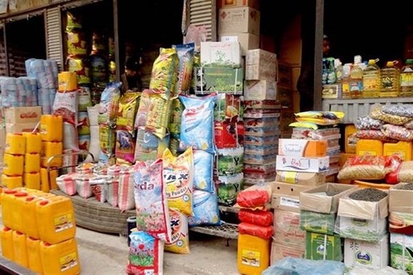 کالاهای اساسی به اندازه کافی در کشور موجود است کالاهای اساسی به اندازه کافی در کشور موجود است