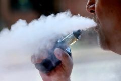 حقیقت مرگبار سیگار الکترونیکی؛ ۱۲ میلیون ایرانی اسیر دخانیات!
