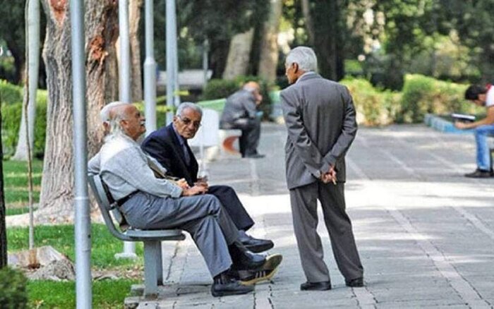 حقوق بازنشستگان هیچ تناسبی با نرخ تورم ندارد/ ترمیم بخشی از حقوق با متناسب سازی