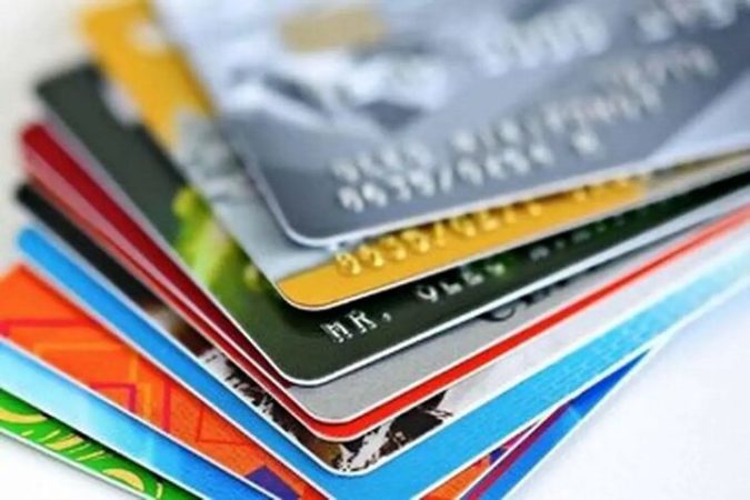 دستور به موقع وزیر اقتصاد برای مبارزه با فساد بانکی و پولشویی دستور به موقع وزیر اقتصاد برای مبارزه با فساد بانکی و پولشویی