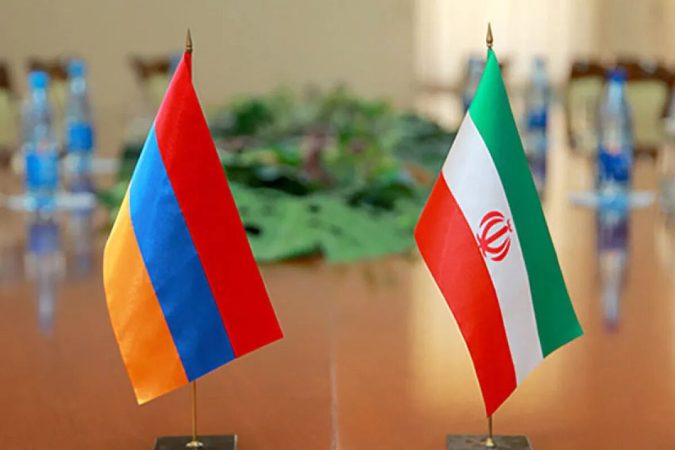 مرز ایران و ارمنستان نباید مسدود شود/ ایران برای عدم تغییر مرزها با صلابت ایستادگی میکند مرز ایران و ارمنستان نباید مسدود شود/ ایران برای عدم تغییر مرزها با صلابت ایستادگی میکند