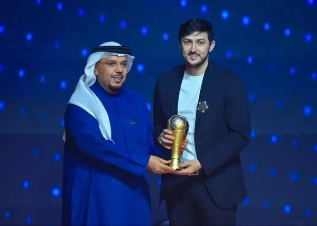 سردار آزمون در آستانه افتخار بزرگ آسیایی، سردار کاندیدای بهترین بازیکن سال قاره کهن