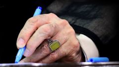 پیام تسلیت رهبر معظم انقلاب درپی درگذشت «محمود فرشچیان»