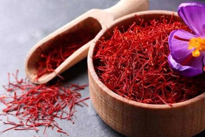 سرنوشت مبهم صادرات زعفران؛ صادرات رسمی و ترخیص غیررسمی است