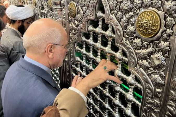 محمدباقر قالیباف ؛ باید قیمت برخی کالاهای اساسی با کالابرگ ثابت نگه داشته شود محمدباقر قالیباف ؛ باید قیمت برخی کالاهای اساسی با کالابرگ ثابت نگه داشته شود