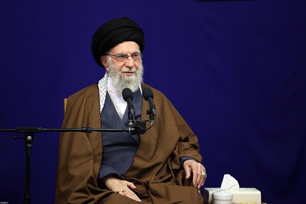 رهبر معظم انقلاب؛ نوآوری علمی و اندیشه سیاسی دو ویژگی برجسته علامه نائینی رهبر معظم انقلاب؛ نوآوری علمی و اندیشه سیاسی دو ویژگی برجسته علامه نائینی