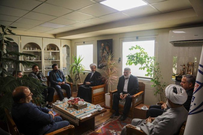 تأکید استاندار تهران بر تقویت همکاریهای فرهنگی و دانشگاهی در دیدار با رئیس شورای عالی انقلاب فرهنگی+عکس تأکید استاندار تهران بر تقویت همکاریهای فرهنگی و دانشگاهی در دیدار با رئیس شورای عالی انقلاب فرهنگی+عکس