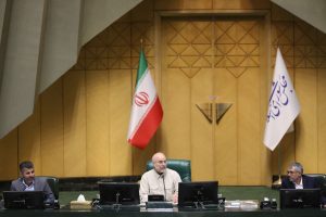 قالیباف: حل مشکلات معیشتی نیاز به اقدامات زیرساختی در حوزه اقتصاد دارد