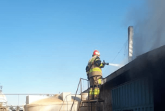 حریق در یک کارگاه مواد شیمیایی در شهر رباط کریم + فیلم و عکس