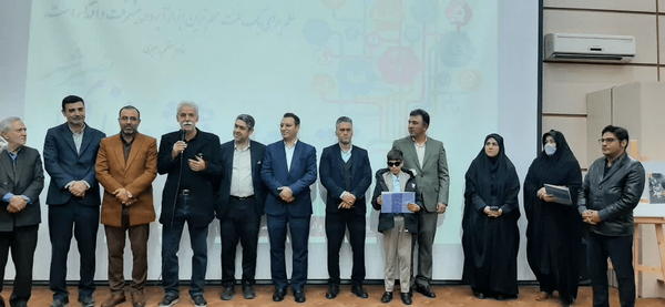 برگزاری همایش اختتامیه هفته پژوهش شهرداری نصیرشهر با رونمایی از کتاب اردک دیوانه + فیلم و تصاویر