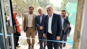 پویش هم‌ نشینی با کتاب در بوستان بانوان شهر پرند آغاز شد + عکس