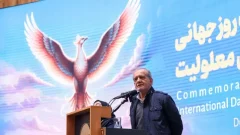 پزشکیان: نباید مردم را به خودی و غیرخودی تقسیم کرد/ با کمک مردم ایستاده‌ایم