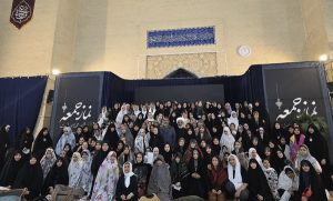 استقبال چشمگیر معتکفین دانش‌آموز دختر از مراسم اعتکاف مسجد جامع پرند + فیلم