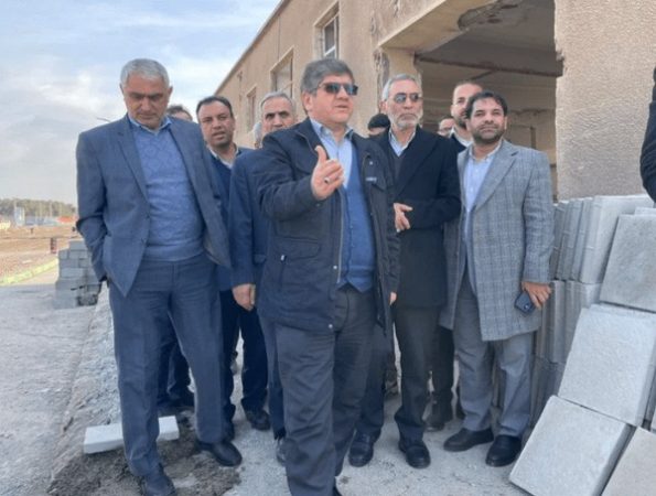 بررسی میدانی ایستگاه‌ های ریل‌ باس با حضور مدیرعامل راه‌آهن کشور + عکس