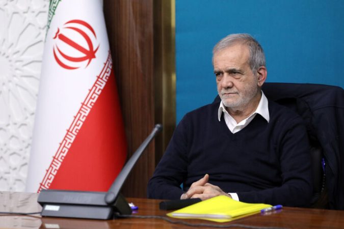 پزشکیان: مشکل مدارس را به طور کامل حل می‌کنیم/ ضرورت تقویت تولید و استفاده از انرژی‌های پاک