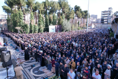 برگزاری نماز با شکوه عید فطر در رباط‌کریم + فیلم و تصاویر