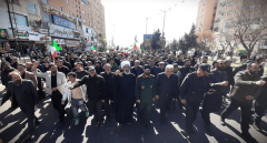 اجتماع مردم عزادار شهر پرند در پی شهادت رهبر معظم انقلاب + فیلم و تصاویر