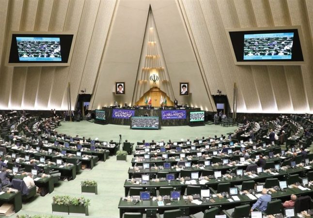 حمایت نمایندگان شاخص جریان انقلابی از تیم مذاکره‌کننده ایران