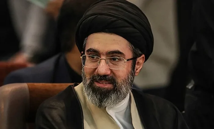 رهبر انقلاب: مصوبات مجلس معطوف به امیدآفرینی و آینده‌سازی کشور باشد
