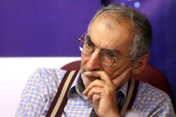 ممنوعیت صادق زیباکلام از انجام هرگونه فعالیت رسانه‌ای به مدت سه ماه