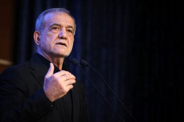 پزشکیان: نقش مردم در حفظ انسجام و ناکام گذاشتن سناریوهای دشمن تعیین‌کننده بود