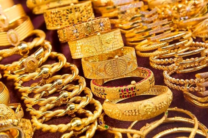 قیمت طلا و سکه امروز‌ یکشنبه ۱۷ خرداد ۱۴۰۵/ عقب‌نشینی‌ قیمت طلا