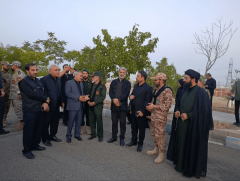 استقبال از زائران مراسم تشییع پیکر مطهر رهبر شهید در دانشگاه آزاد اسلامی پرند + عکس