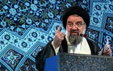 آیت‌ الله خاتمی: مقاومت و وحدت حول ولایت، رمز پیروزی ملت ایران است