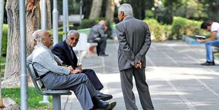 مستمری بازنشستگان در شرایط جنگی بدون استقراض پرداخت شد