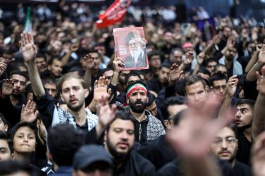 عزاداری هیات‌ های دانشجویی در جوار محل شهادت رهبر شهید انقلاب اسلامی