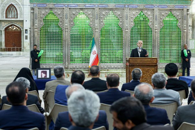 پزشکیان: ملت ایران در برابر فشارها «کارستان» کرد