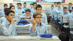گرو نگه داشتن مدارک دانش‌ آموزان در رباط‌کریم «جرم» است