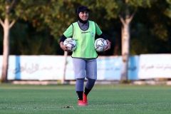 ایراندوست سرمربی تیم فوتبال زنان استقلال شد