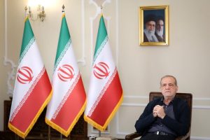 رئیس جمهور: خدمت بی‌منت و مشارکت مردمی، پایه حل مشکلات کشور است
