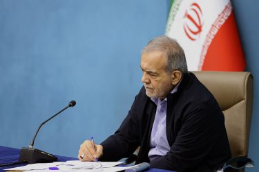 دستور پزشکیان برای رسیدگی فوری به علل حادثه تلخ انفجار تانکر سوخت در محور سنندج-همدان