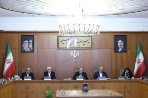 رئیس‌ جمهور: دولت برای عبور از شرایط «نه جنگ، نه صلح» تلاش می‌کند