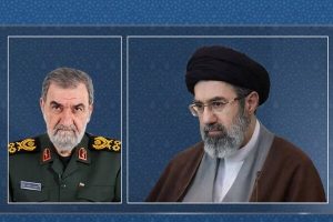رهبر انقلاب: مستأصل‌شدن دشمن از ثمرات مقاومت ملی است