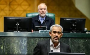 وزیر اقتصاد؛ اقتصاد ایران فرونپاشیده و نخواهد پاشید؛ تورم را زیر ۲۰ درصد می‌رسانیم